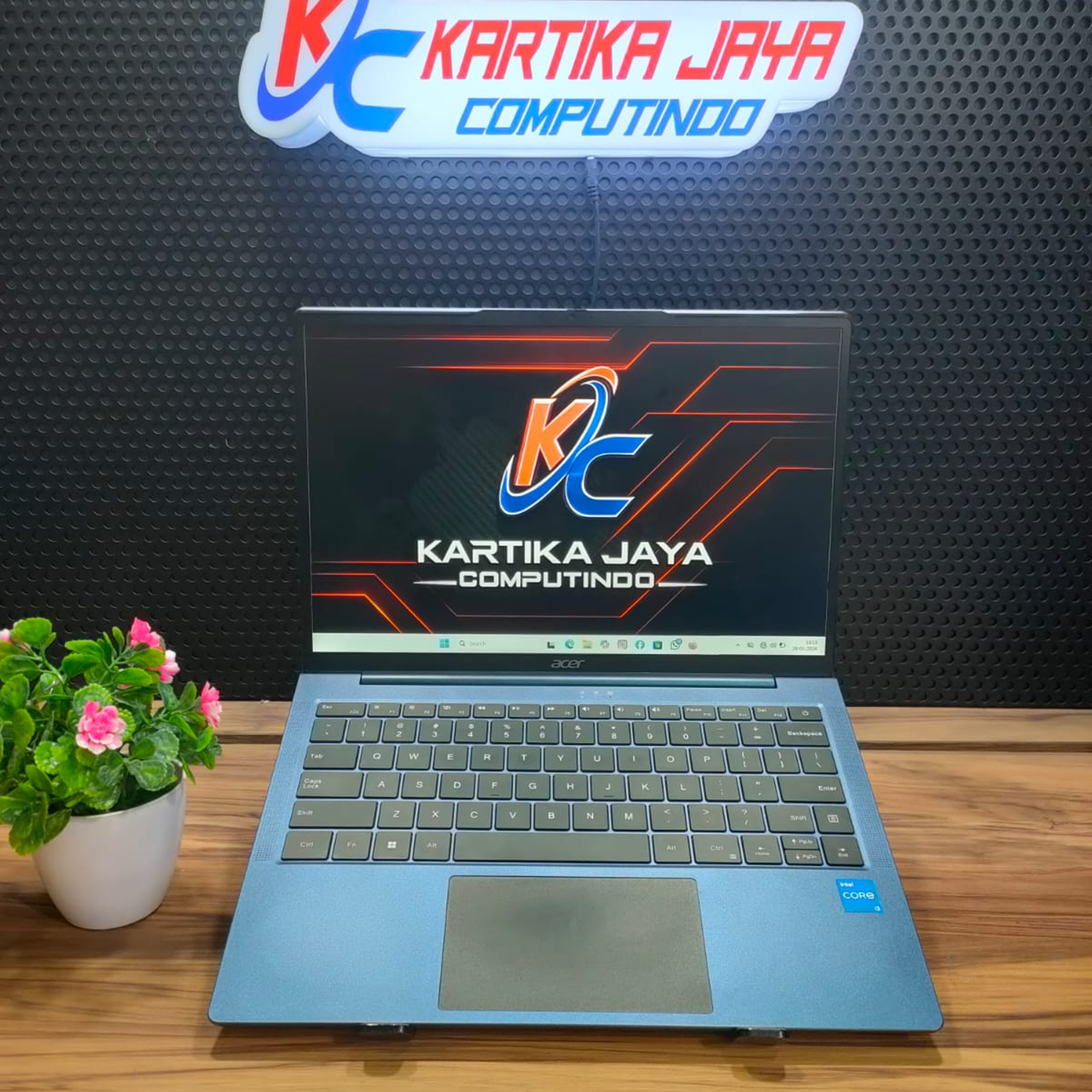 ACER LITE 14 CORE I3 RAM 8 SSD 